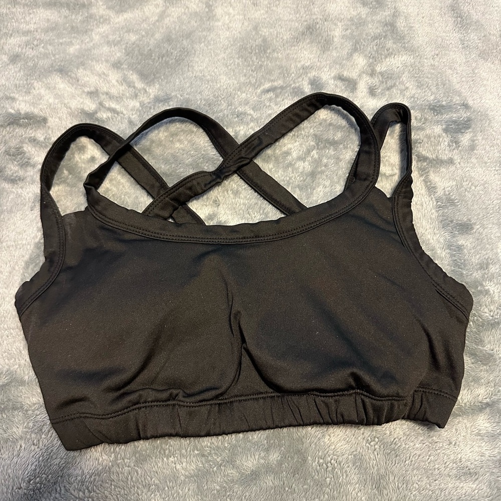 Kiava sports bra with removable pads
